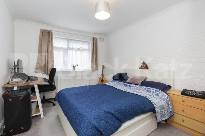 Modern Apartment Julien Avenue, South Ealing